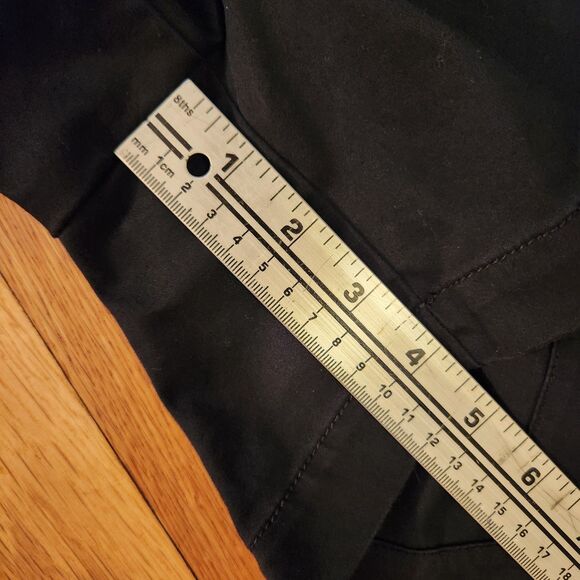 Trina Turk-Banana Republic Stretch Short Black Chino Tailored Shorts, Sz 8 - Picture 7 of 8